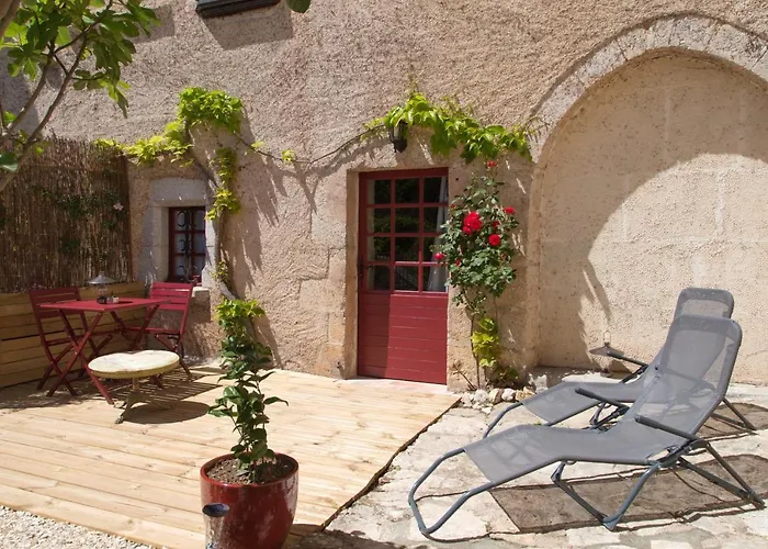 Maison Lapopie Et Bed and Breakfast 3*