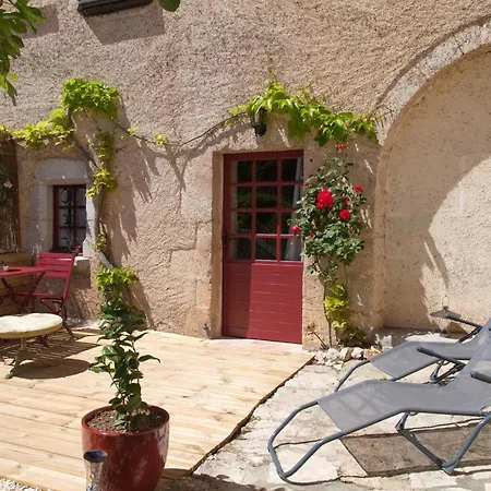 Maison Lapopie Et Bed & Breakfast *