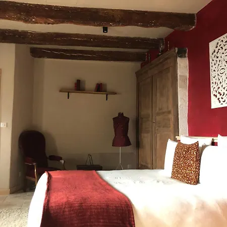 Maison Lapopie Et Couette-café 3*