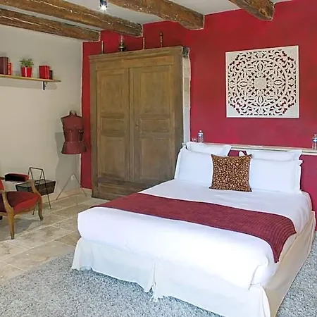 Maison Lapopie Et Отель типа 